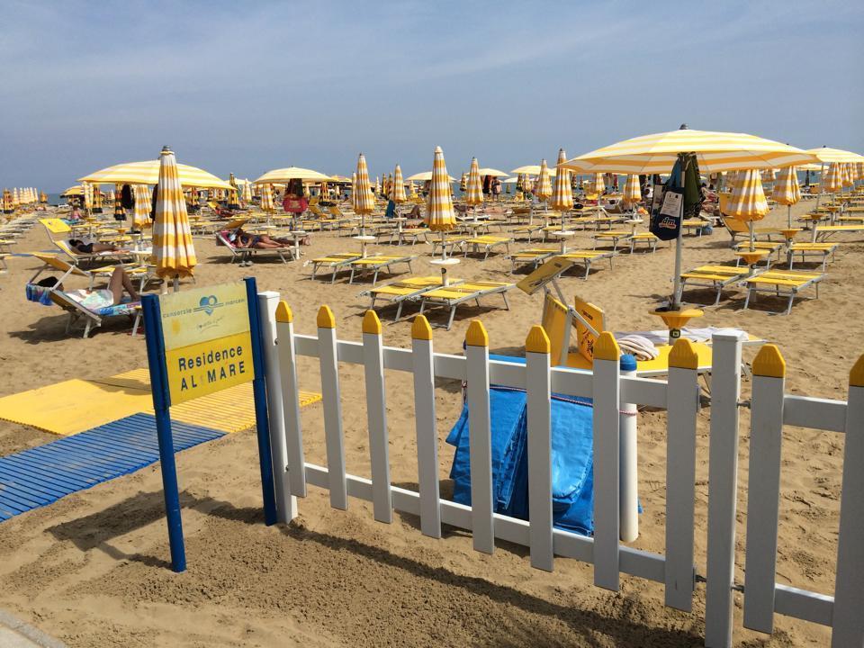 Hotel Al Mare Lido di Jesolo Exterior photo
