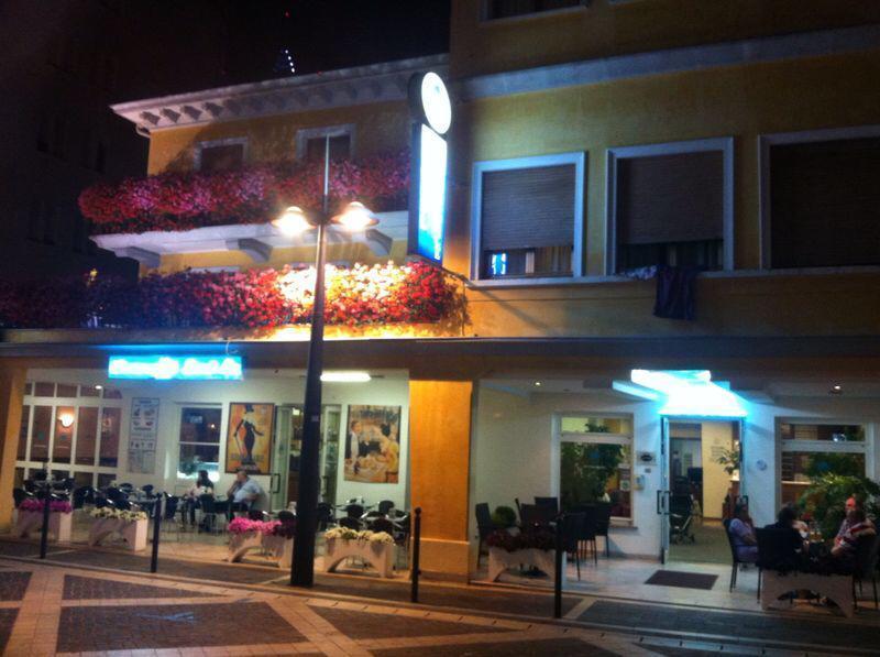 Hotel Al Mare Lido di Jesolo Exterior photo